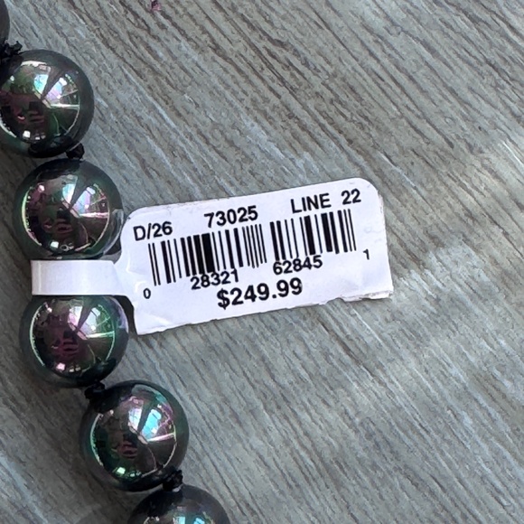 NWT Genuine Gray / Blue Shell Pearl Necklace & Sterling Silver Earrings Set - Picture 8 of 8